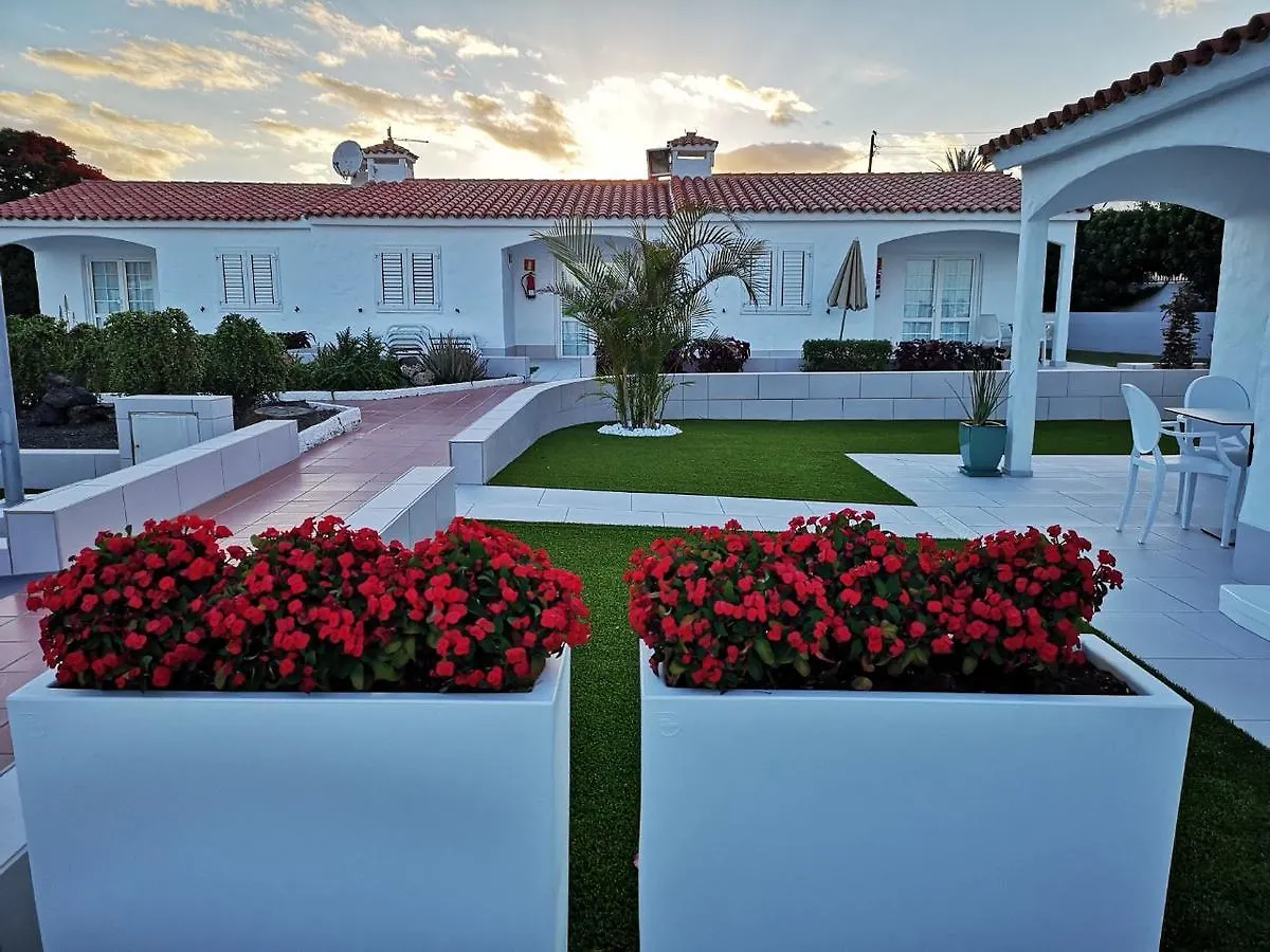 Bungalows Adonis Playa del Ingles  Apartment
