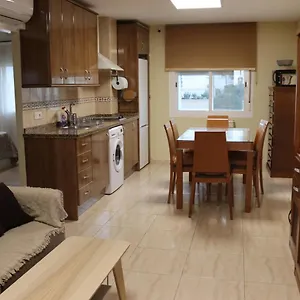 Carihuela Playa, Acogedor, Wifi Y Fibra Optica , Torremolinos España