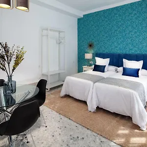 wanderlust-malaga-apartamentos-3.1costadelsol.com/